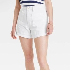 Universal Thread Women's A Line Shorts 2 White