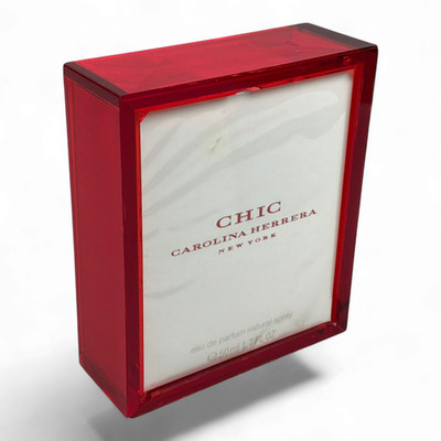 Carolina Herrera Chic for Women Eau de Toilette Spray 50ml