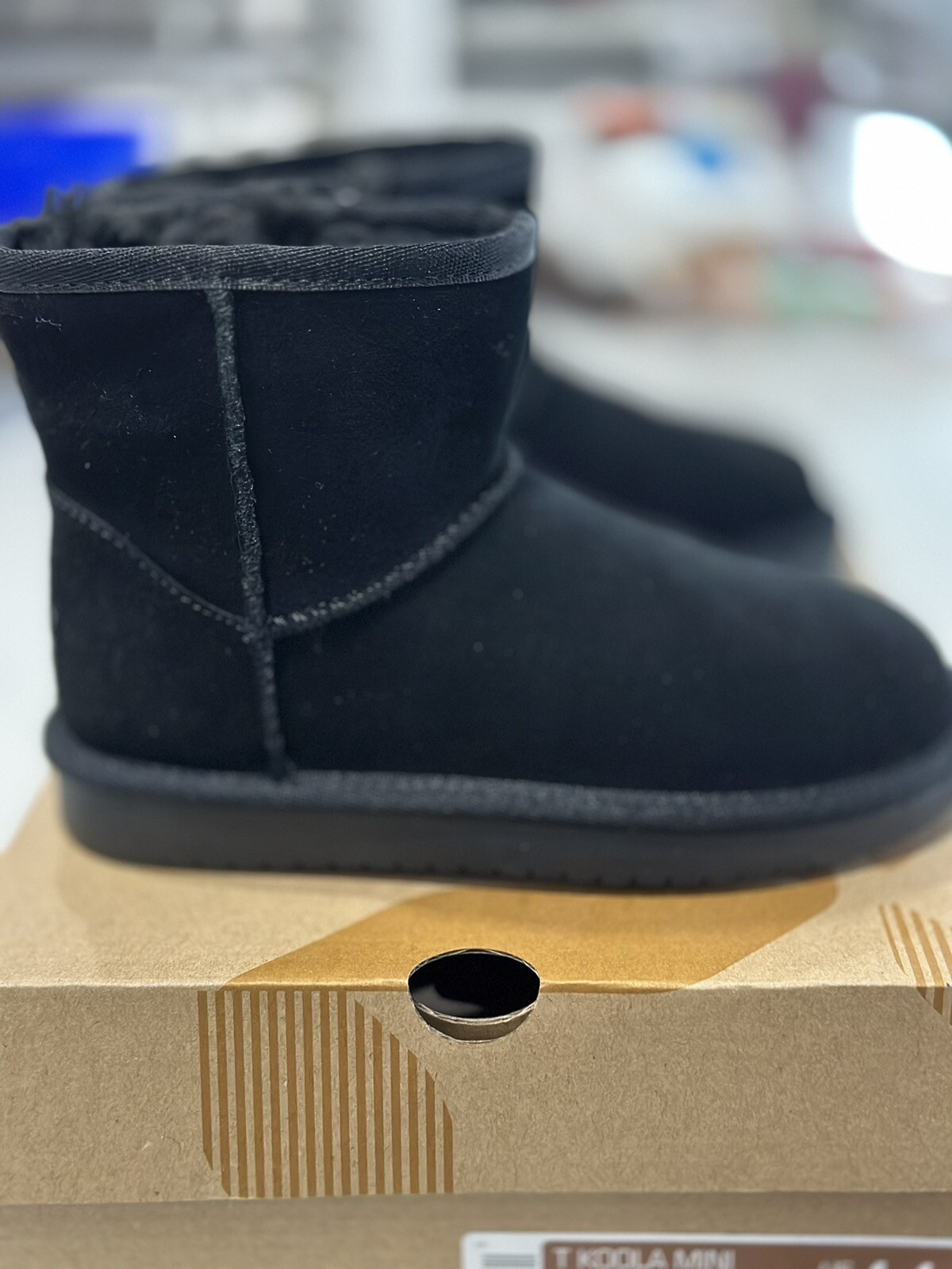 UGG KOOLABURRA Mini BOOTS GIRL'S SUEDE 