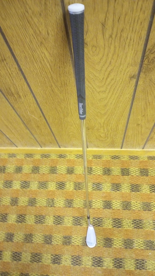 Tour Edge Hot Launch MLH 52 Wedge - Image 4 of 4