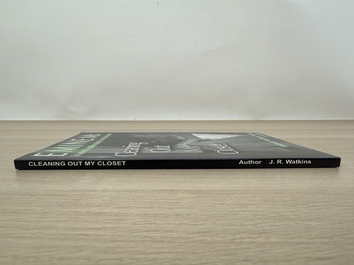 Eminem: Cleaning Out My Closet - Rare 2002 Bio Paperback Book By J.R. Watkins - Imagen 4 de 9