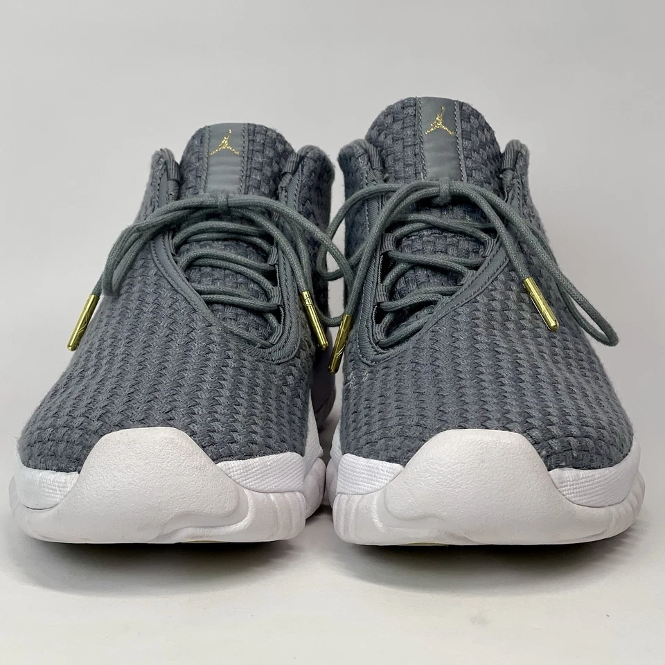 Talla 8 - Air Jordan Future "Cool Grey" [Usado una vez excelente estado] Foto 4 de 4