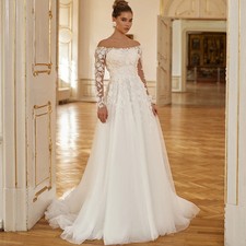 Ivory Wedding Dress Scoop Neck Long Sleeve Beads Applique Bride Gown Sweep Train