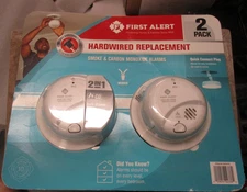 First Alert BRK SC9120B Hardwired Smoke and Carbon Monoxide Detector NOB