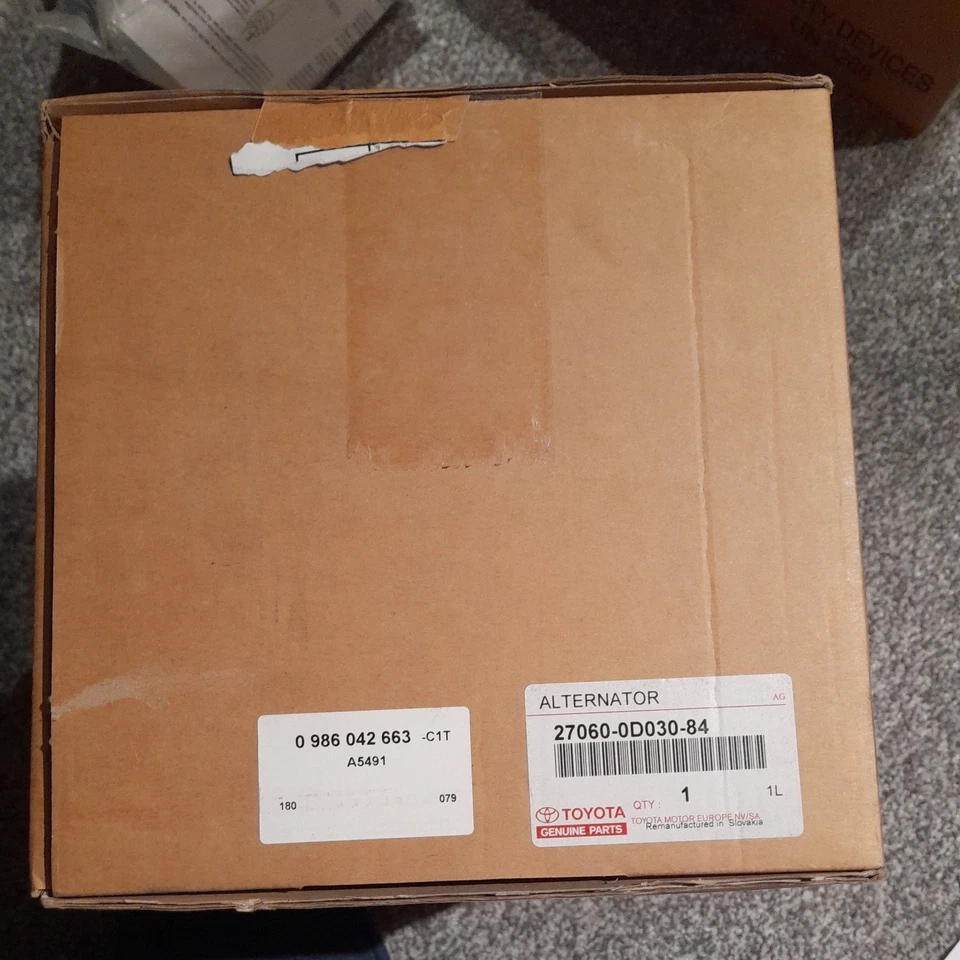 TOYOTA AVENSIS / COROLLA 1.4 1.6 1.8 VVTI ALTERNATOR 27060-0D020 27060-0D030 - Image 4 of 4
