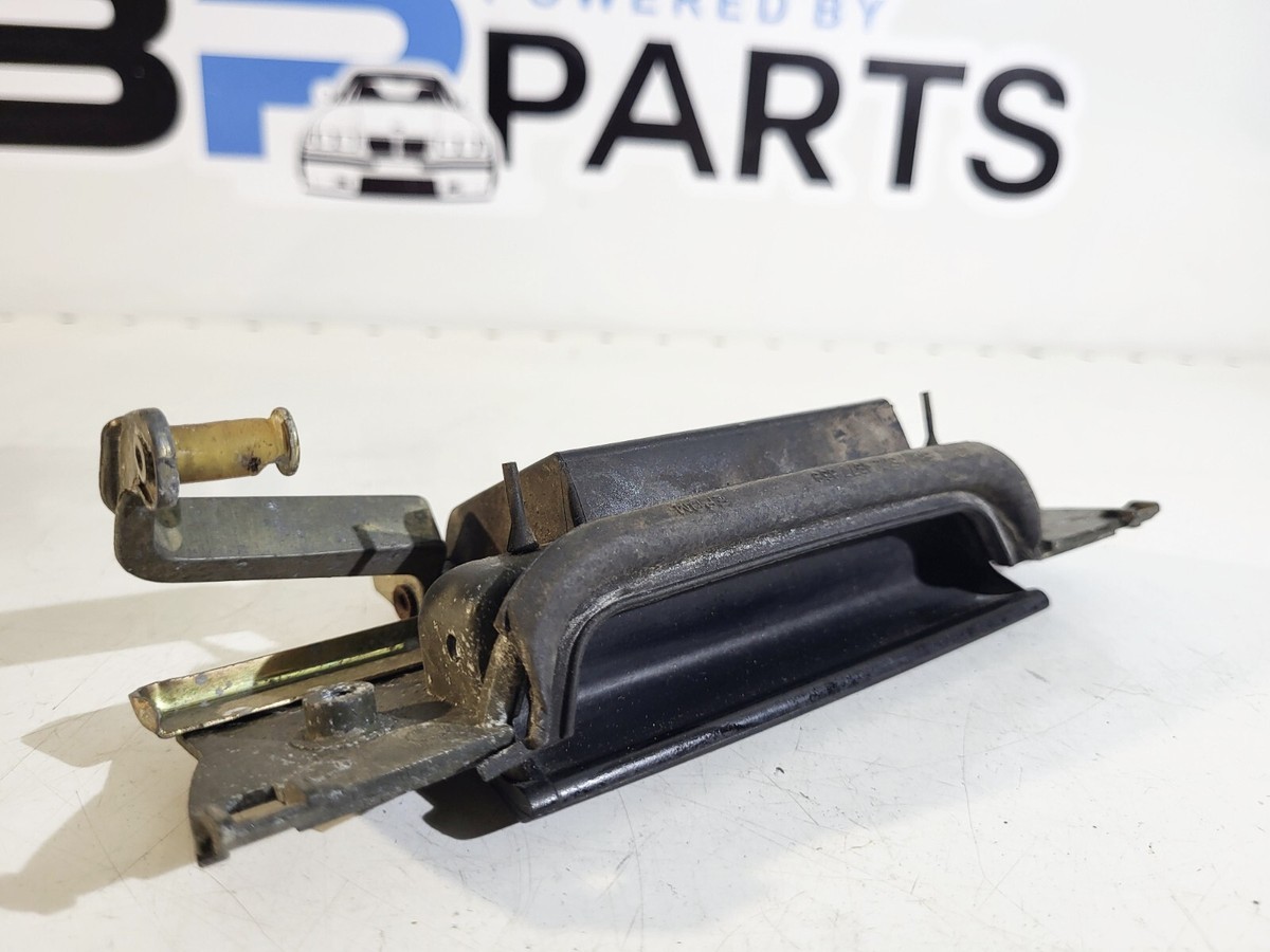 BMW E36 Sedan Rear Door Handle Outer Left 51221960825 (51211960801 