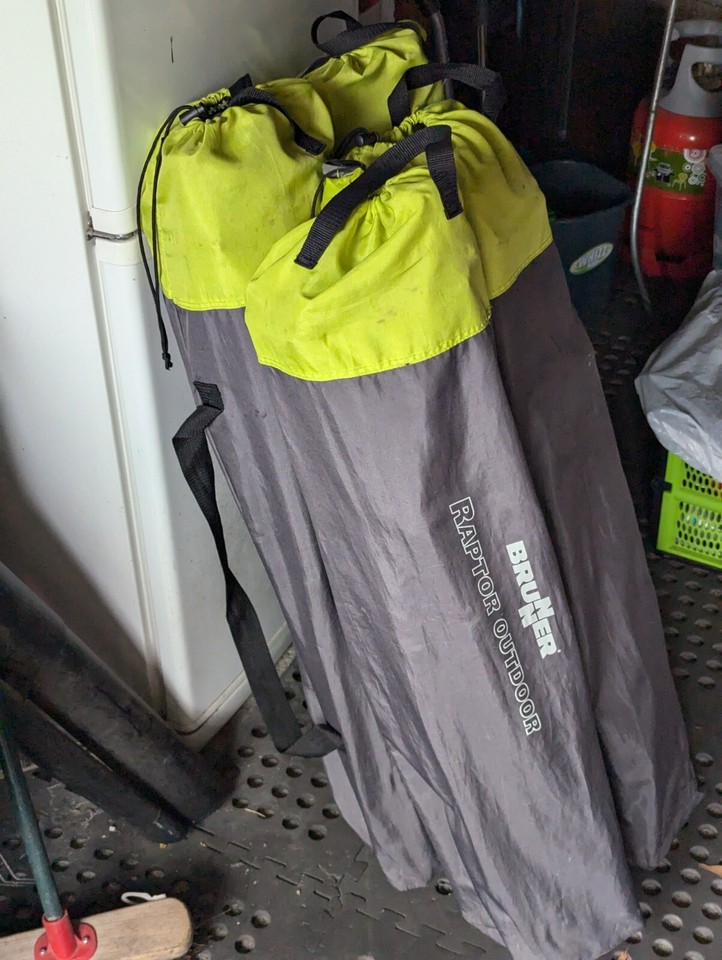 BRUNNER FOLDING CAMPING CHAIR GREEN (THIS IS FOR 1 CHAIR BUT I HAVE 2