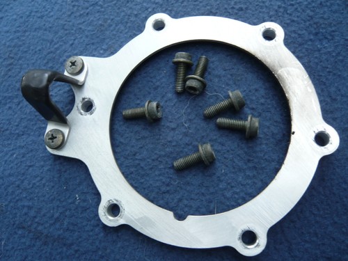 Yamaha YZF R6_RJ05_03-05_Flansch für Kraftstoffpumpe_/_Tank_Benzinpumpe_Pumpe