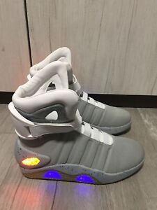 Scarpe Ritorno Al Futuro II 2 Martin McFly tipo nike Air Mag Eu 43 Cosplay  | eBay