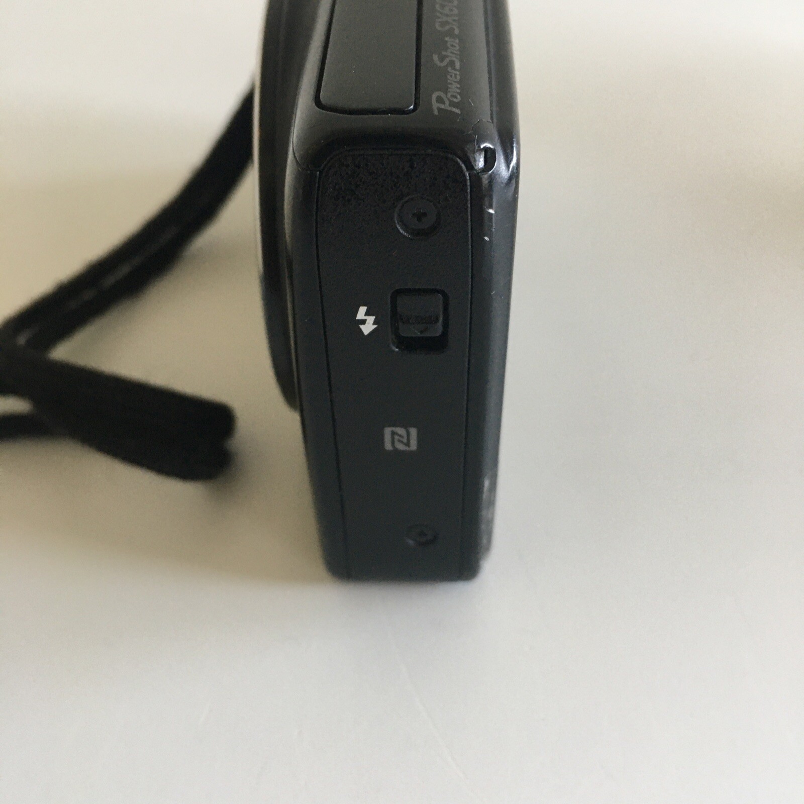 Canon PowerShot SX600 HS 16.0MP 18x WiFi Black Digital CameraRead