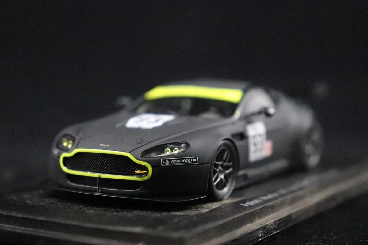 New 1:43 Spark Model Aston Martin V8 Vantage GT2 Test 2008 S1218