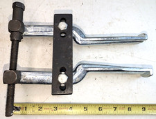 Armstrong Bray Tools 2 Jaw Internal Bearing Cup Puller 943-2 Ab Incomplete