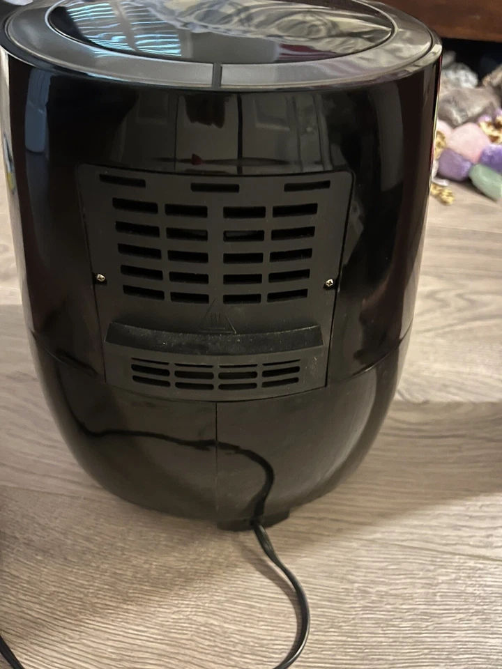 Black Faberware 3.2 Quart Digital air fryer, oil-less - Image 3 of 3