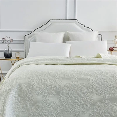 ALPHA HOME Quilt Coverlet Bedspread Embossing Lightweight Quilt King Size 106x96" Ivory