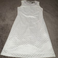 Adrianna Papell Dress Sz 4 White Crochet Lace Over Silver Lining Pearl Neckline