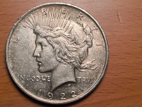 1922 Liberty Peace  Silver Dollar $1 AU Good details. Circulated