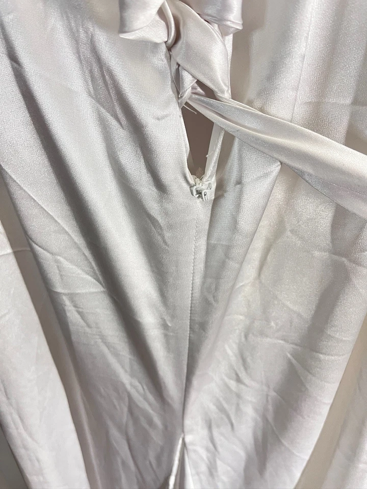 Moderno Vestido de Boda de Mucama Talla 4 Y2K Halter Cuello Cuentas Cintura Imperio Foto 4 de 4