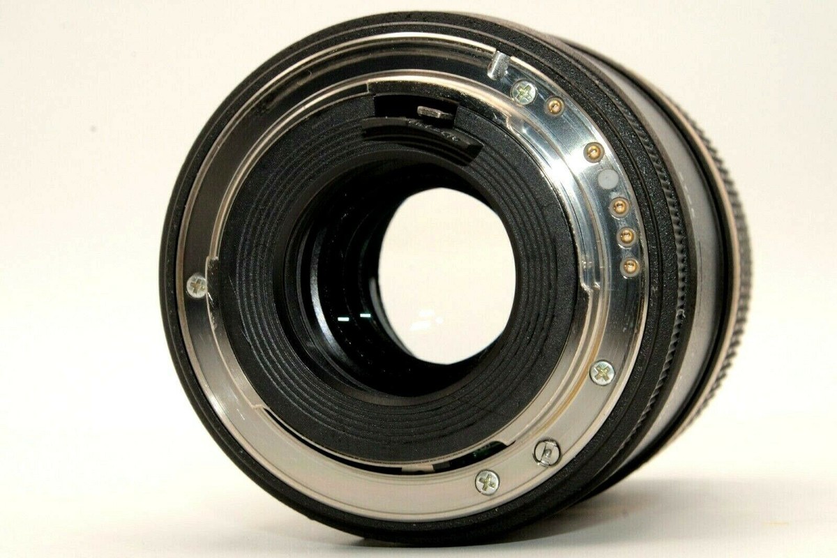 Near Mint Tamron SP AF Di 90mm f/2.8 Macro Portrait Lens 272E for