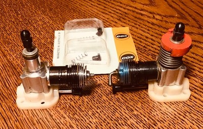 Vintage COX  049 s. 1 x Diesel, 1 x Glow aeroplane, airplane engine. + NOS NV s