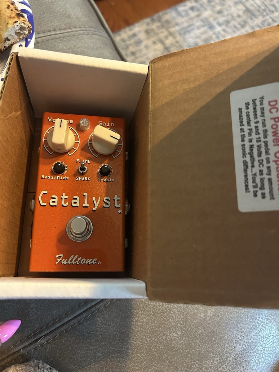 ギター Fulltone Catalyst CT-1 Fulltone Catalyst CT-1 Clean Boost to Fuzz - YouTube