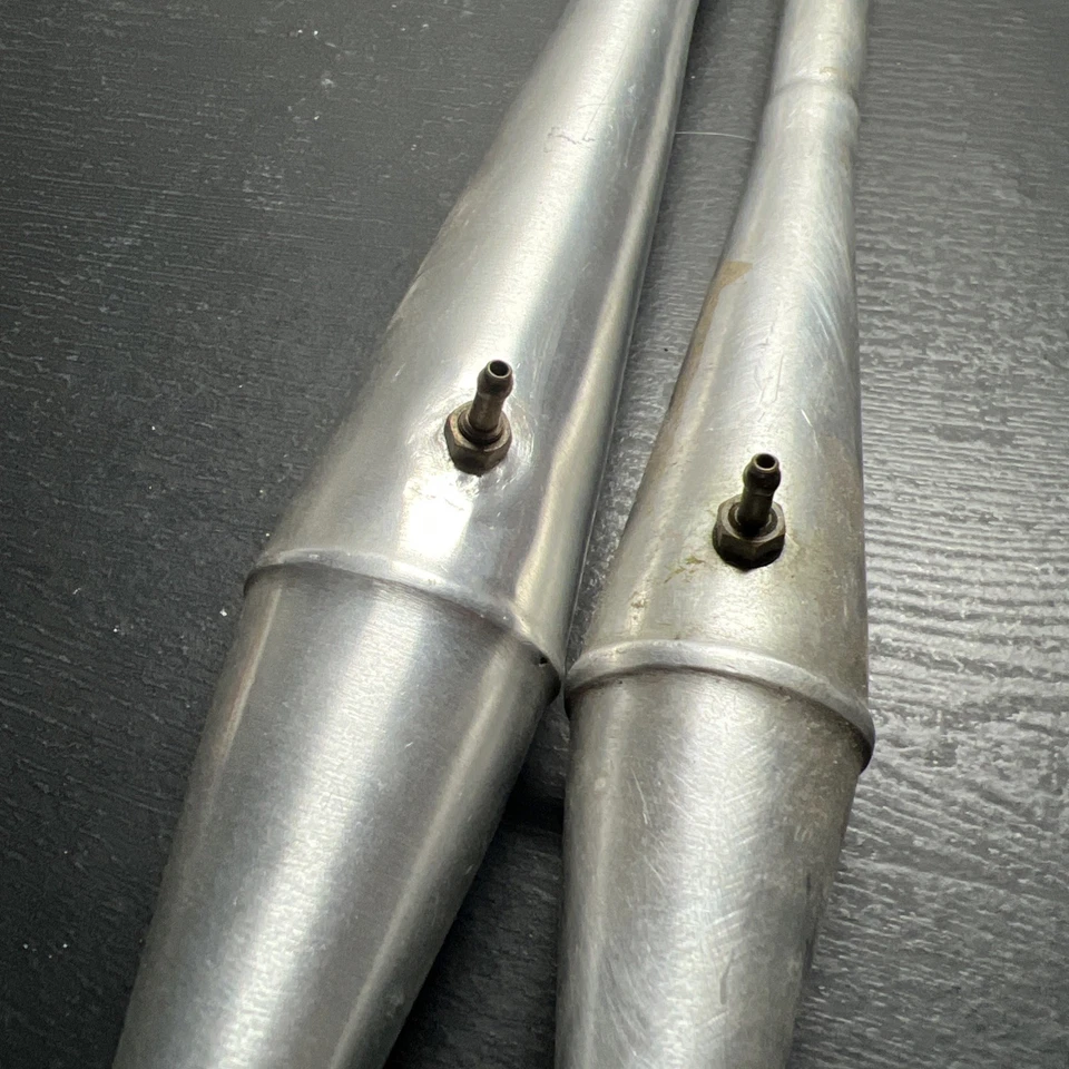 Juego de 2 tubos de escape R/C vintage de 2 tiempos Foto 3 de 4