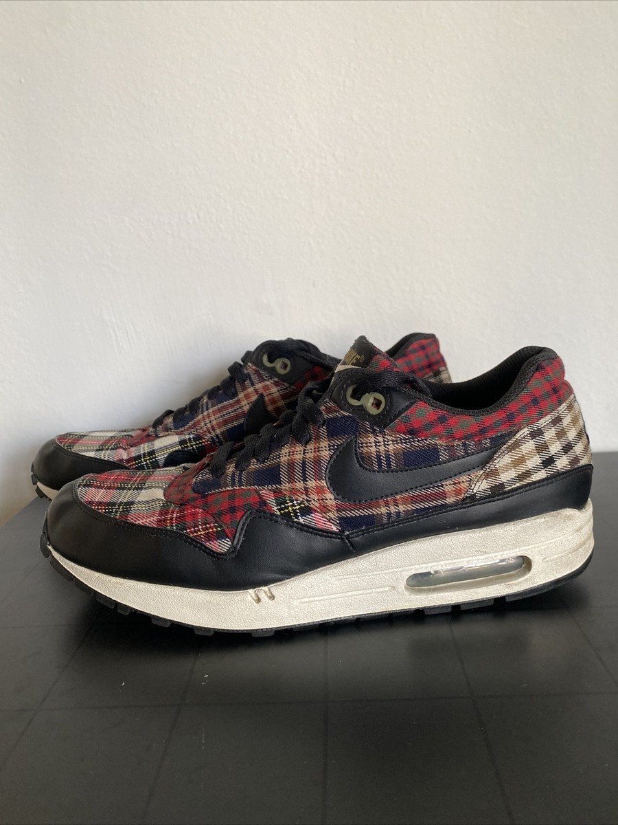 air max plus plaid