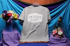 Gildan Men's RW Snyder Custom Guns Gray T-Shirt Size Large top shirt hunt sport
