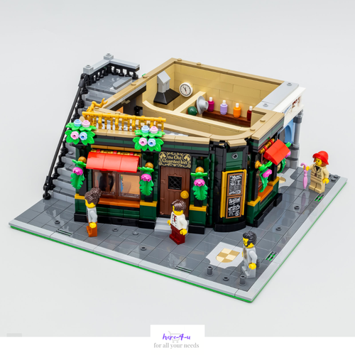 Build Blocks icons - Tudor Corner | 3266pcs + 8 Figures (10350) ABS Kit - Picture 8 of 14