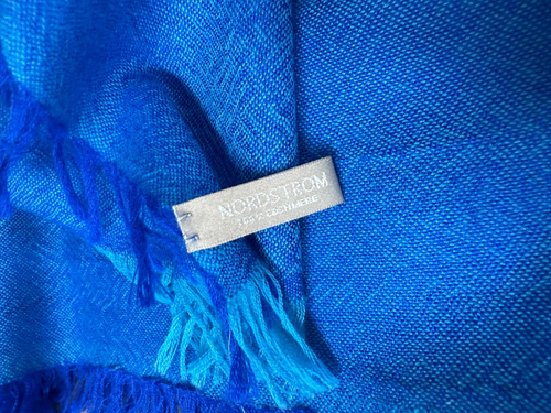 Nordstrom Blue Fringe Wool Silk Large Wrap Scarf NWOT 28" x 82" - Picture 3 of 3
