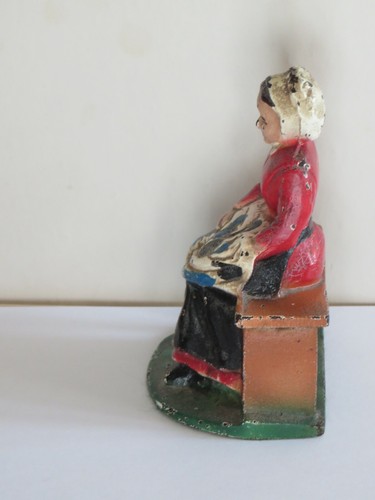 Vintage Cast Iron Book Ends or Door Stops Amish Woman - Picture 4 of 6