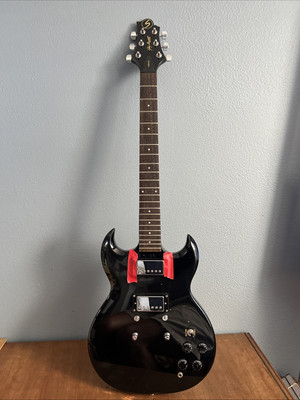 Greg Bennett TR-1/BK Duncan Design Series 6-String Electric Guitar