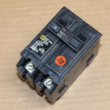 One Square D Homeline HOM250  2 Pole 50 Amp Plug In Breaker Chip OG#28