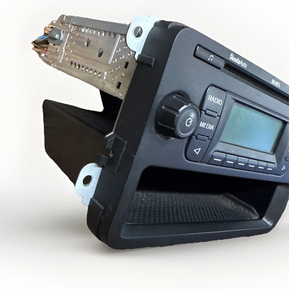 Radio - Blues - inkl. Code Skoda Roomster 1.4 MPI 5J 5J0035152A - Bild 2 von 4