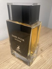 Perfume Maison Alhambra Dark Door Intense. 