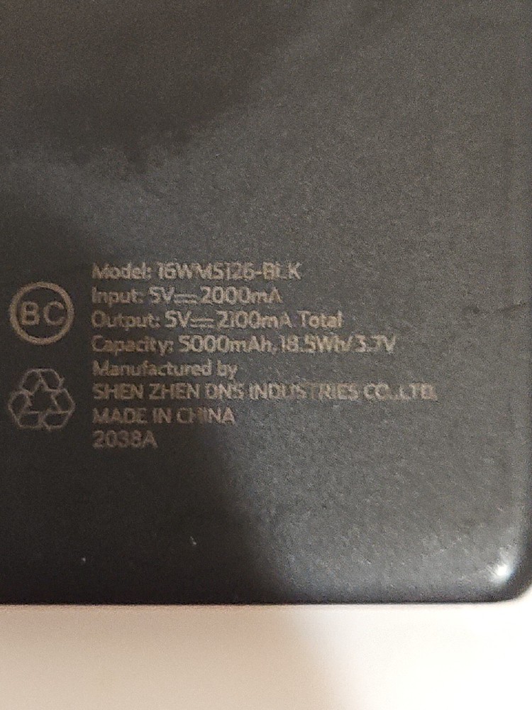 16WMS126-BLK 2000mAh Compact Power Bank for On-the-Go Charging  