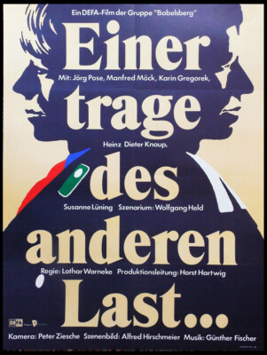 Einer trage des anderen Last DEFA gezeichnetes Plakat DDR 1988  82x57 cm P520-2