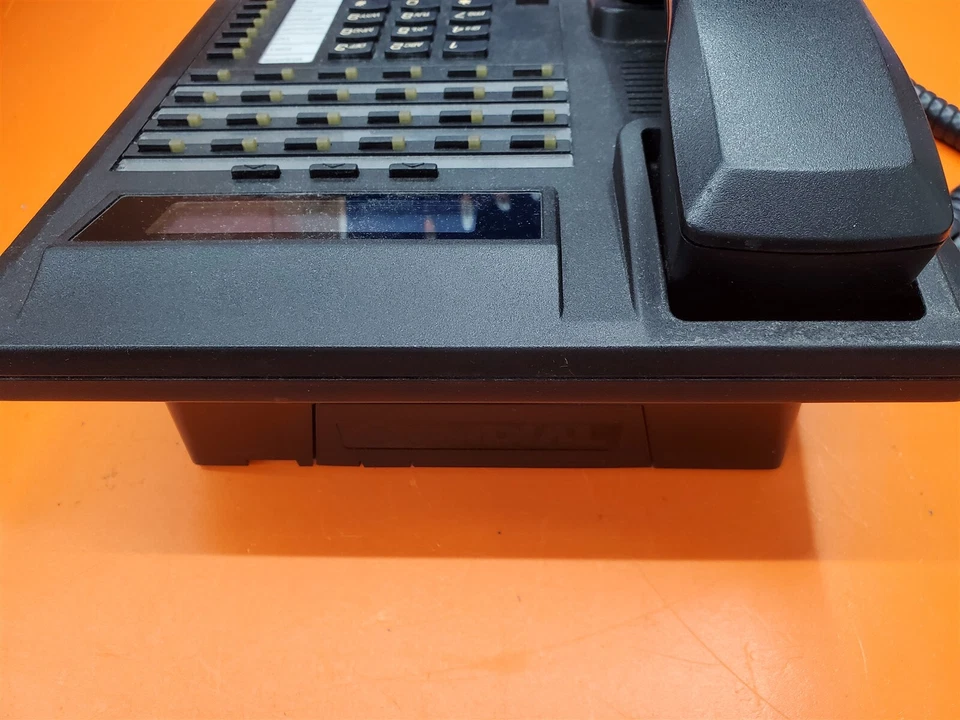 ⭐️⭐️⭐️⭐️⭐️ Comdial 8324SJ-FB Impact Office Business Telephone Desk Phone Black - Image 3 of 4