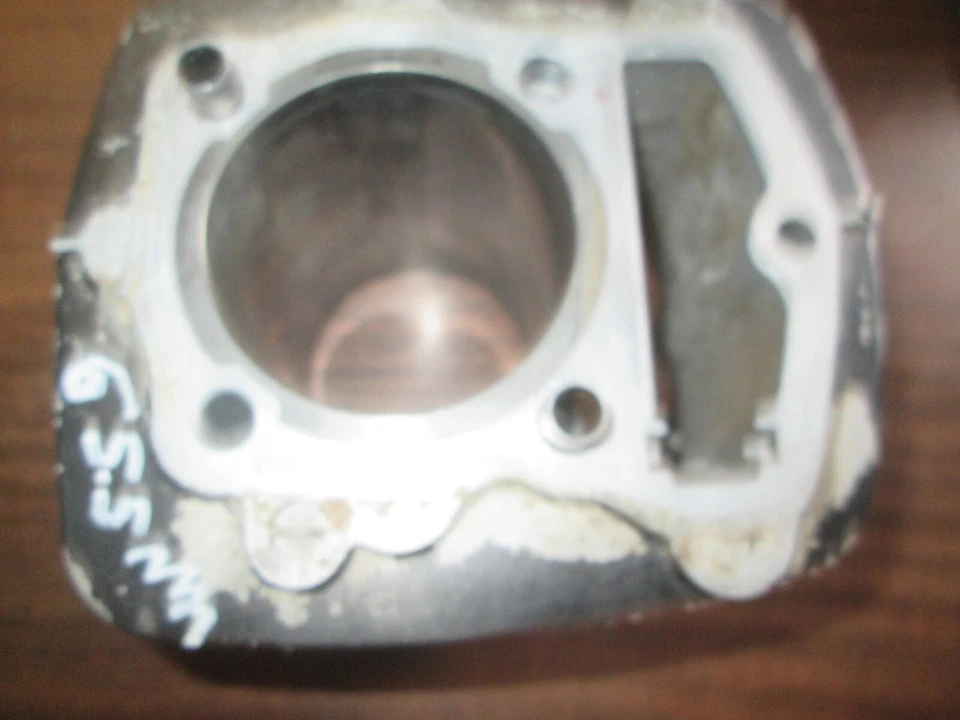 本田 1980 - 1984 XR200 1982 - 83 - 1986 - 1998 XR200R CYLINDER 12100-KA2-010 STD。 — 第 2/4 张图片