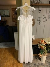 Wedding Dress- Size 4, Never Worn