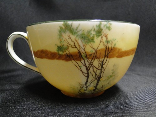 Royal Doulton Hunting, Horse, Rider, Dogs: Cup Only, No Saucer, Scene 2 - Picture 4 of 10