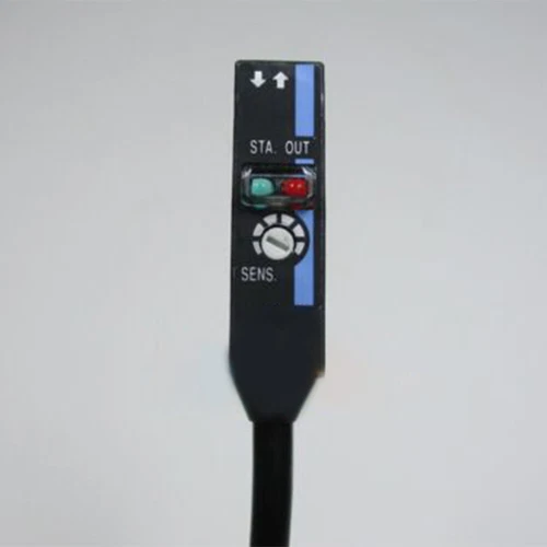 1PC New KEYENCE PZ-101P  Photoelectric Sensor PZ101P Free Shipping - Picture 2 of 4