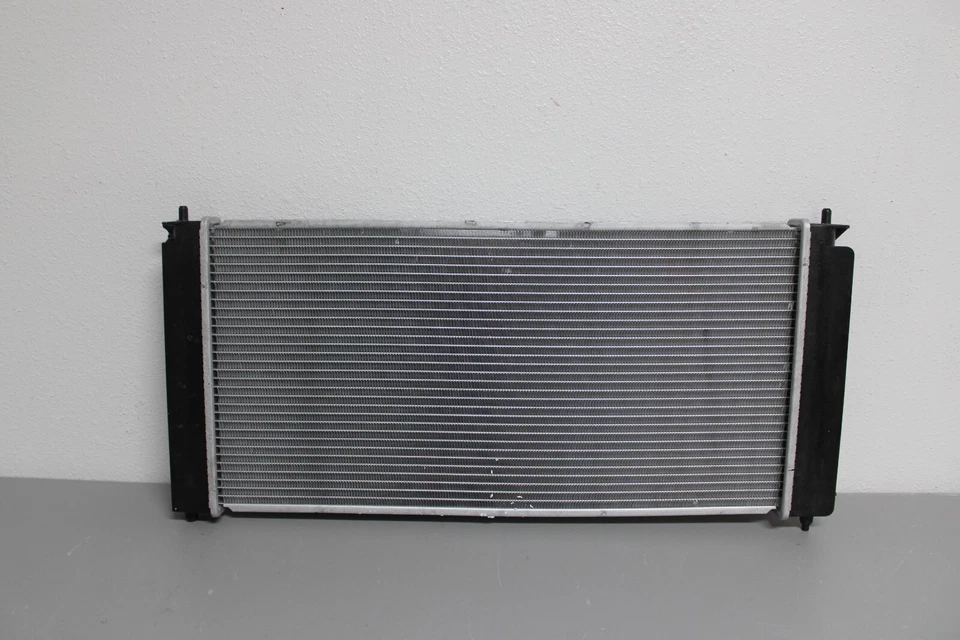 2000 2001 2002 2003 TOYOTA MR2 SPYDER FRONT RADIATOR - Изображение 4 из 4