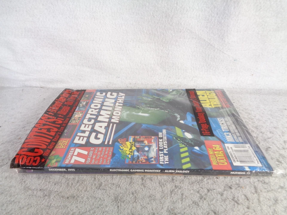 Electronic Gaming Monthly Issue 77 December 1995 Sealed Polybag Diddy Kong Quest - Image 4 of 4