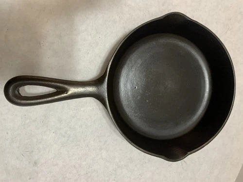 Lodge Arc Logo#3 Single Break Fire Ring Skillet With Molders Mark