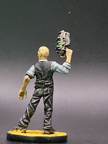 Painted Fallout Character set for tabletop games and collection miniature - Picture 9 of 11