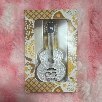Taylor Swift - Fearless Guitar 2023 Christmas Tree Ornament 