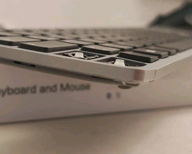 Dell KM7321WGY-GER QWERTZ kabelose Tastatur und Maus -BESCHREIBUNG LESEN!!- - Bild 4 von 4