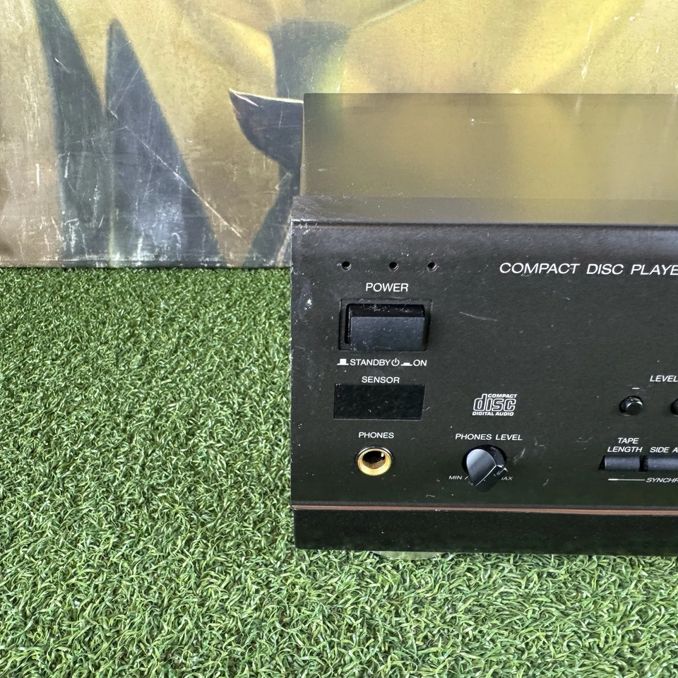 Technics SL PS740A Compact Disc Player. High Quality CD Deck *BADGE MISSING* - Image 3 of 4