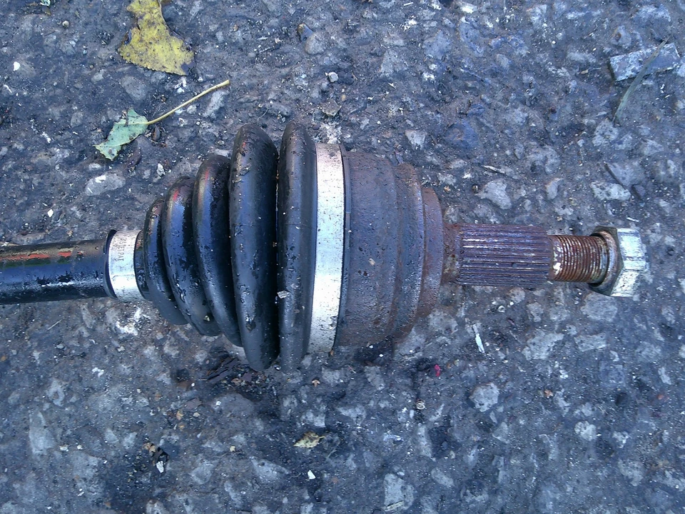 PEUGEOT 308 GT LINE EJE TRANSMISIÓN PASAJERO DELANTERO ABS 1.2 GASOLINA 6 VELOCIDADES 2013-2021 Foto 4 de 4