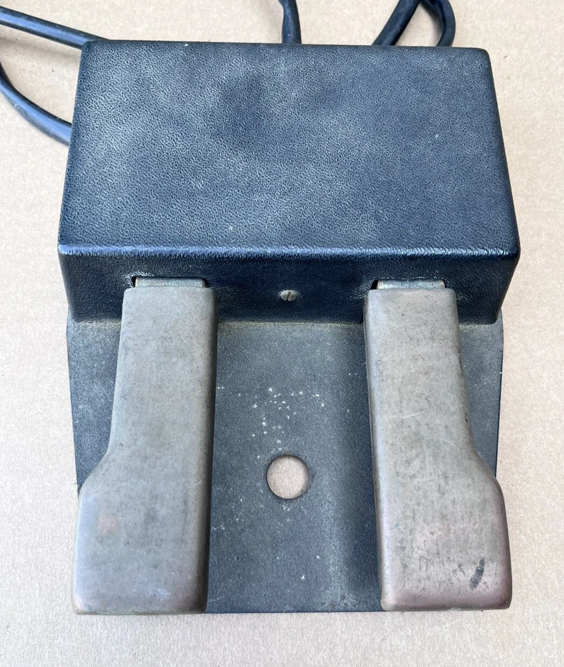 Teclado de piano profesional Farfisa de colección raro accesorio de pedal solo Foto 2 de 4